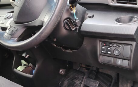 Honda Freed I, 2015 год, 1 350 000 рублей, 10 фотография