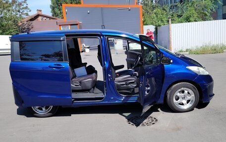 Honda Freed I, 2015 год, 1 350 000 рублей, 13 фотография
