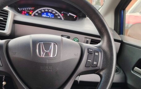Honda Freed I, 2015 год, 1 350 000 рублей, 28 фотография