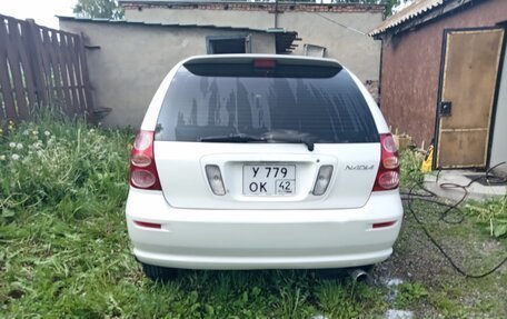 Toyota Nadia, 1999 год, 500 000 рублей, 2 фотография