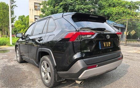 Toyota RAV4, 2021 год, 2 895 000 рублей, 5 фотография