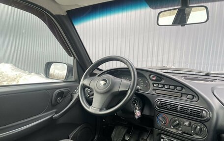 Chevrolet Niva I рестайлинг, 2017 год, 647 000 рублей, 10 фотография