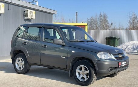 Chevrolet Niva I рестайлинг, 2017 год, 647 000 рублей, 18 фотография