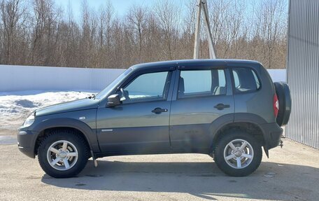 Chevrolet Niva I рестайлинг, 2017 год, 647 000 рублей, 27 фотография