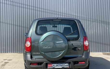 Chevrolet Niva I рестайлинг, 2017 год, 647 000 рублей, 24 фотография