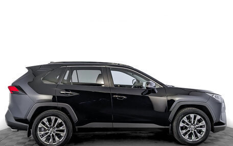Toyota RAV4, 2020 год, 3 160 000 рублей, 4 фотография