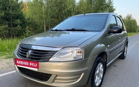 Renault Logan I, 2010 год, 390 000 рублей, 2 фотография