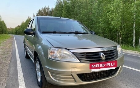Renault Logan I, 2010 год, 390 000 рублей, 4 фотография