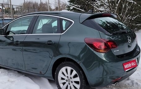 Opel Astra J, 2010 год, 595 000 рублей, 10 фотография