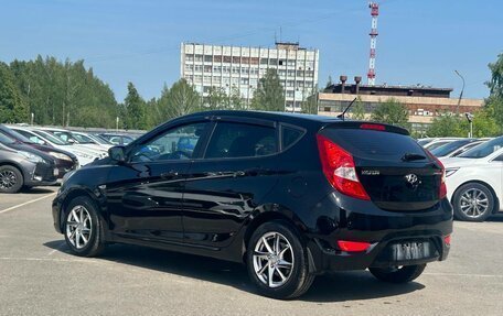 Hyundai Solaris II рестайлинг, 2012 год, 720 000 рублей, 2 фотография