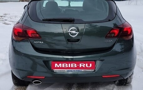 Opel Astra J, 2010 год, 595 000 рублей, 9 фотография