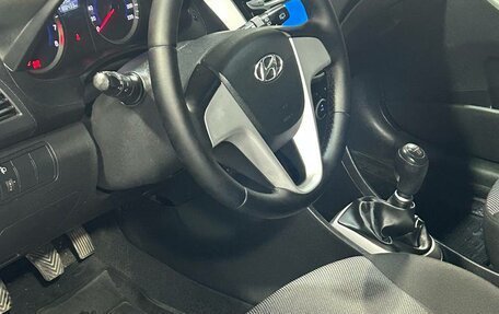 Hyundai Solaris II рестайлинг, 2012 год, 720 000 рублей, 4 фотография