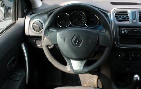 Renault Logan II, 2015 год, 635 000 рублей, 17 фотография