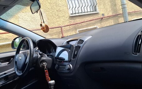 KIA cee'd I рестайлинг, 2008 год, 410 000 рублей, 10 фотография
