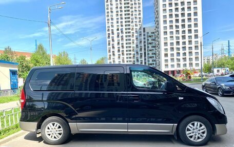 Hyundai H-1 II рестайлинг, 2018 год, 2 450 000 рублей, 4 фотография