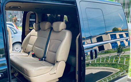 Hyundai H-1 II рестайлинг, 2018 год, 2 450 000 рублей, 8 фотография