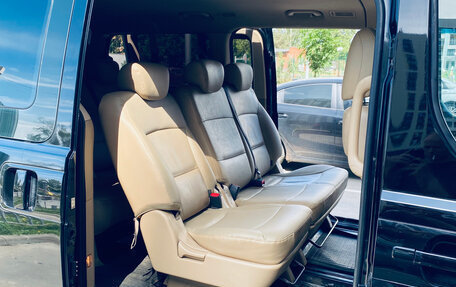 Hyundai H-1 II рестайлинг, 2018 год, 2 450 000 рублей, 11 фотография