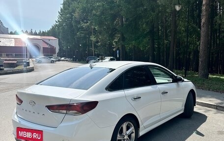 Hyundai Sonata VII, 2018 год, 2 100 000 рублей, 3 фотография