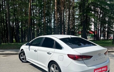 Hyundai Sonata VII, 2018 год, 2 100 000 рублей, 5 фотография