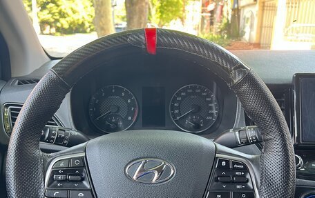 Hyundai Solaris II рестайлинг, 2020 год, 1 350 000 рублей, 21 фотография