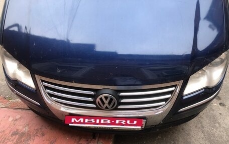Volkswagen Touran III, 2008 год, 485 000 рублей, 2 фотография