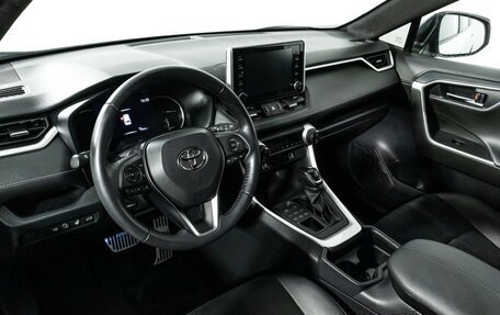 Toyota RAV4, 2020 год, 2 989 898 рублей, 11 фотография