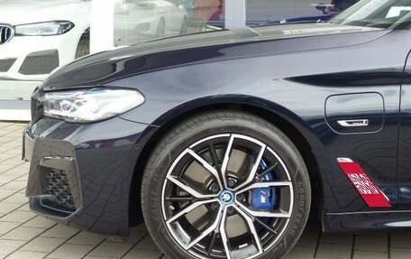 BMW 5 серия, 2022 год, 5 085 000 рублей, 5 фотография