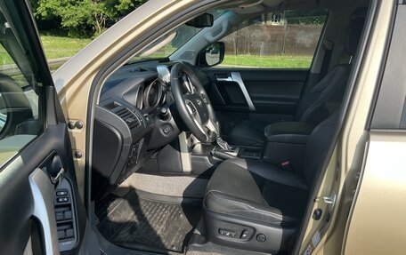 Toyota Land Cruiser Prado 150 рестайлинг 2, 2012 год, 4 100 000 рублей, 12 фотография