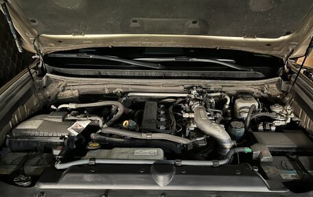Toyota Land Cruiser Prado 150 рестайлинг 2, 2012 год, 4 100 000 рублей, 20 фотография