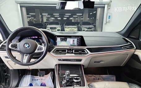 BMW X7, 2022 год, 9 000 000 рублей, 7 фотография