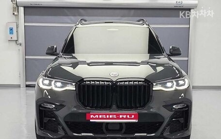 BMW X7, 2022 год, 9 000 000 рублей, 2 фотография