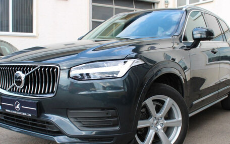 Volvo XC90 II рестайлинг, 2022 год, 4 840 000 рублей, 2 фотография