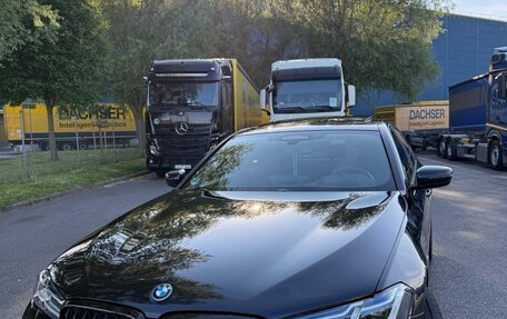 BMW 5 серия, 2022 год, 5 620 000 рублей, 2 фотография