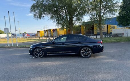 BMW 5 серия, 2022 год, 5 620 000 рублей, 3 фотография