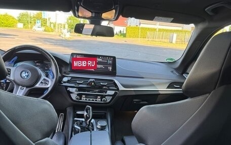 BMW 5 серия, 2022 год, 5 620 000 рублей, 15 фотография