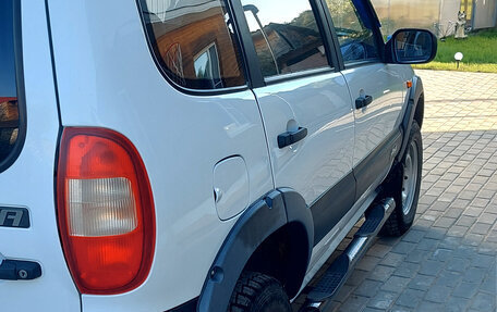 Chevrolet Niva I рестайлинг, 2004 год, 450 000 рублей, 5 фотография