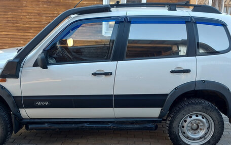 Chevrolet Niva I рестайлинг, 2004 год, 450 000 рублей, 7 фотография