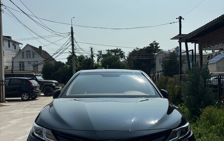 Toyota Camry, 2021 год, 3 150 000 рублей, 1 фотография