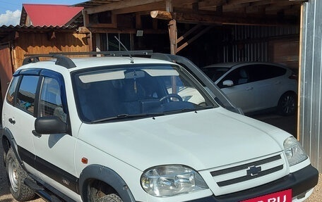 Chevrolet Niva I рестайлинг, 2004 год, 450 000 рублей, 26 фотография