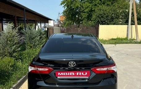 Toyota Camry, 2021 год, 3 150 000 рублей, 4 фотография