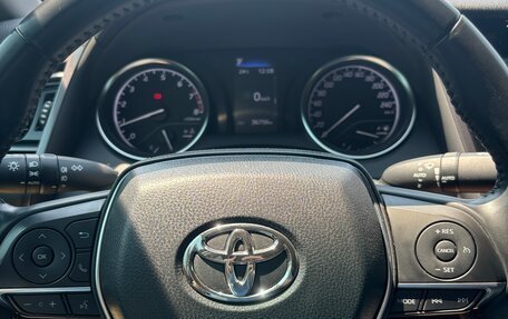 Toyota Camry, 2021 год, 3 150 000 рублей, 7 фотография