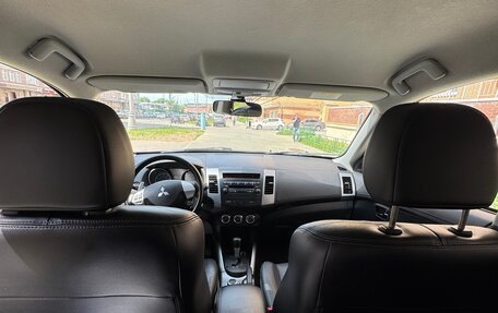 Mitsubishi Outlander III рестайлинг 3, 2010 год, 1 180 000 рублей, 11 фотография