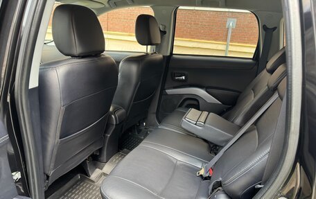 Mitsubishi Outlander III рестайлинг 3, 2010 год, 1 180 000 рублей, 9 фотография
