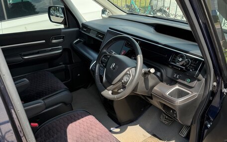 Honda Stepwgn IV, 2019 год, 2 750 000 рублей, 23 фотография