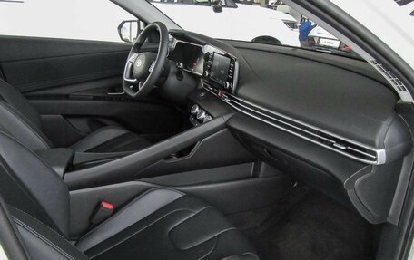 Hyundai Elantra, 2024 год, 2 932 500 рублей, 15 фотография