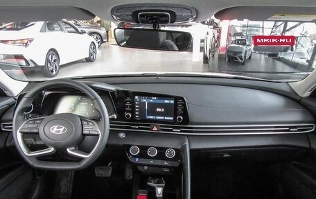 Hyundai Elantra, 2024 год, 2 932 500 рублей, 16 фотография