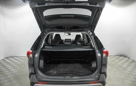 Toyota RAV4, 2021 год, 3 929 000 рублей, 21 фотография
