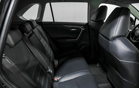 Toyota RAV4, 2021 год, 3 929 000 рублей, 18 фотография