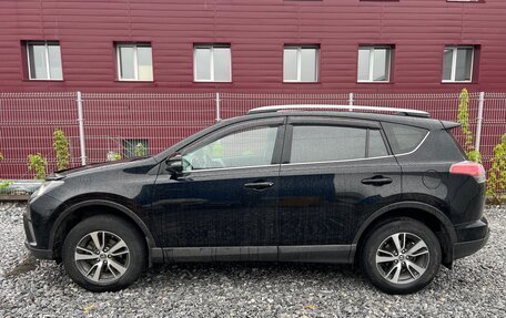 Toyota RAV4, 2017 год, 2 450 000 рублей, 5 фотография