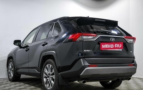 Toyota RAV4, 2021 год, 3 929 000 рублей, 6 фотография